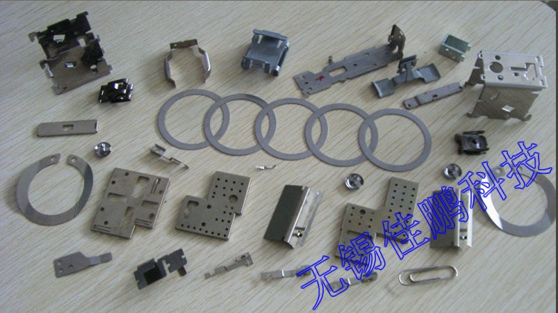 �߾����㲿���R��